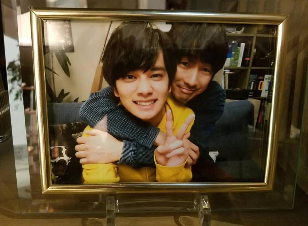 《总觉得邻家更幸福》海报第1张图片 《总觉得邻家更幸福》海报第1张图片