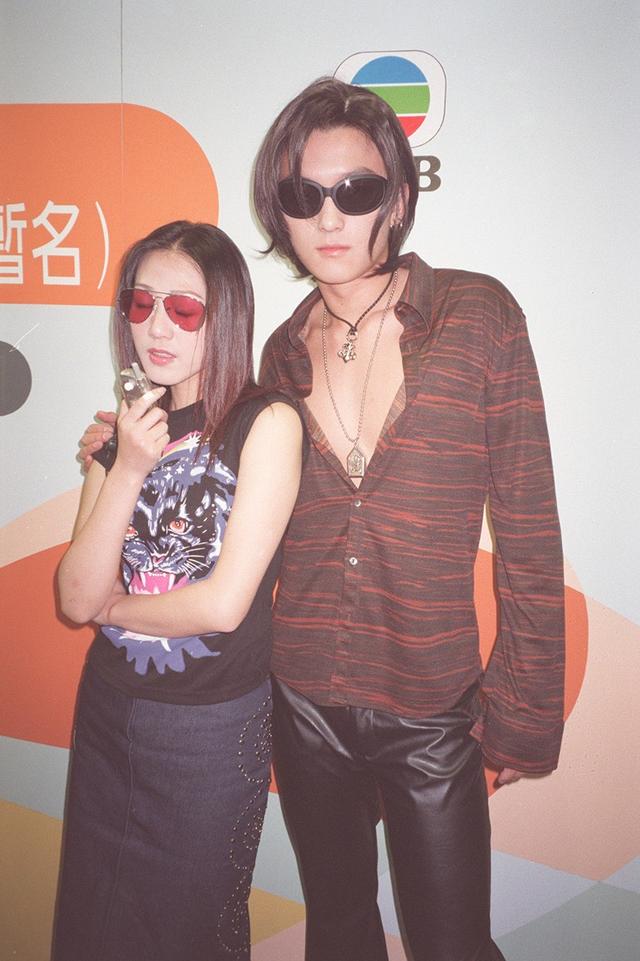 《娱乐反斗星》海报第1张图片 《娱乐反斗星》海报第1张图片